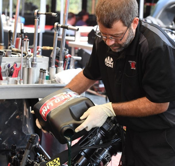 Mechanix Wear Heavy Duty Latex gloves. Powder Free gloves protect your hands from dirt, grease, oil, and chemicals during messy jobs. Textured grip throughout the palm and fingers insure you'll have traction no matter what you're working on.